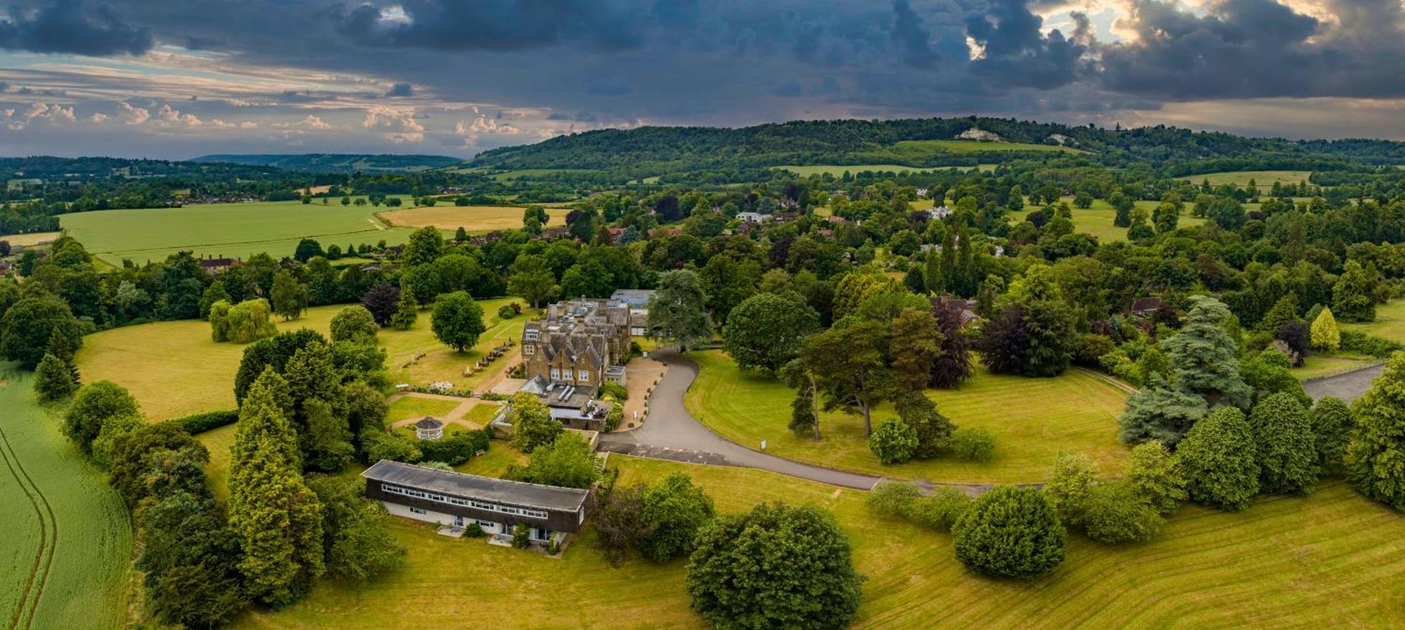 Hotel Hartsfield Manor Dorking Exteriér fotografie