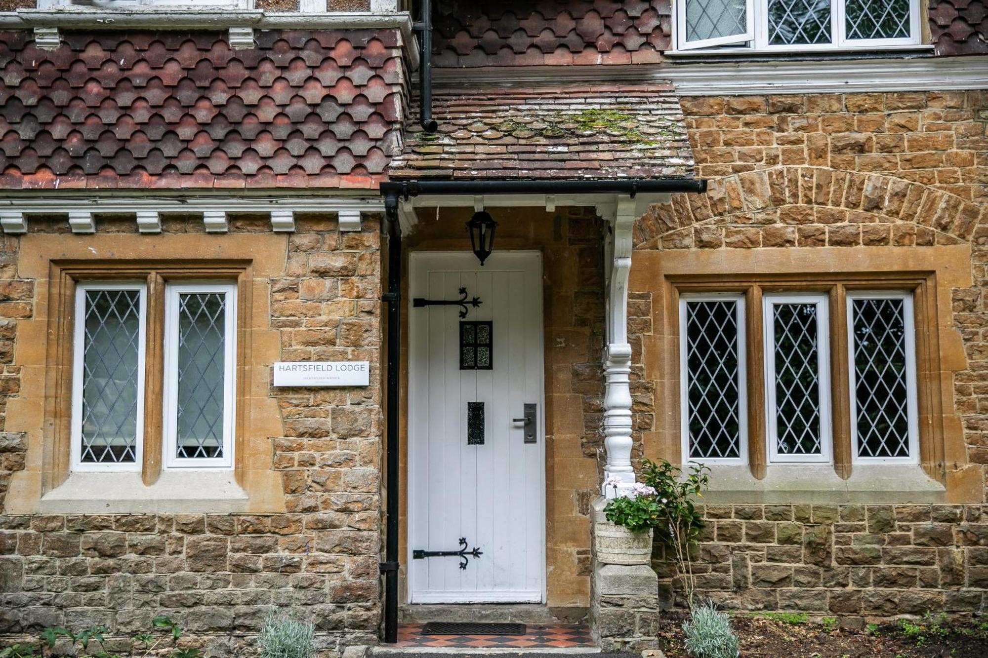 Hotel Hartsfield Manor Dorking Exteriér fotografie